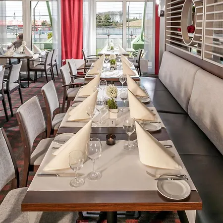 Dorint Am Nuerburgring Hocheifel 4* Nürburg