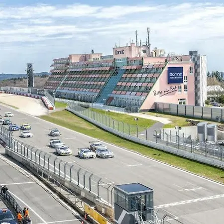 Hotel Dorint Am Nuerburgring Hocheifel 4*